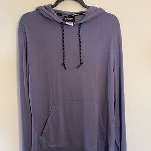 Cozy Purple Sweatshirt with Soft Fleece and Relaxed Fit